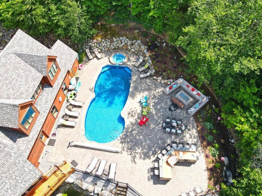 The Glen House -9 Bdrm Estate Sleep 26 Movie Theater,Pool,Golf,Ski Ньюрі Екстер'єр фото