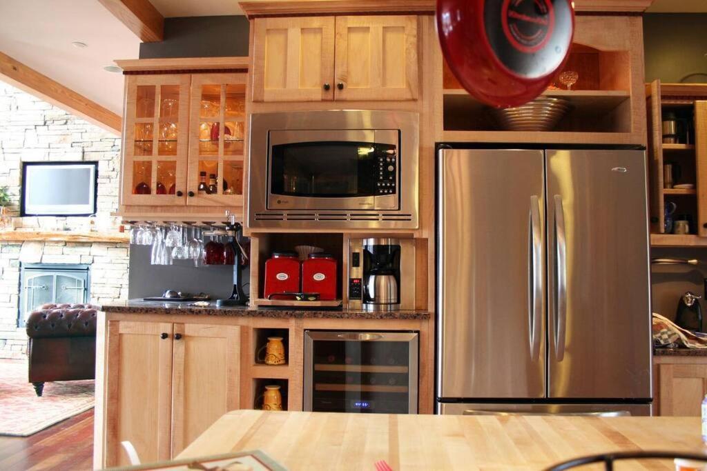 The Glen House -9 Bdrm Estate Sleep 26 Movie Theater,Pool,Golf,Ski Ньюрі Екстер'єр фото
